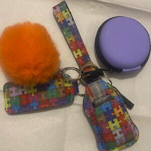 POMPOM Puzzle Pieces (Orange) KEYCHAIN SET